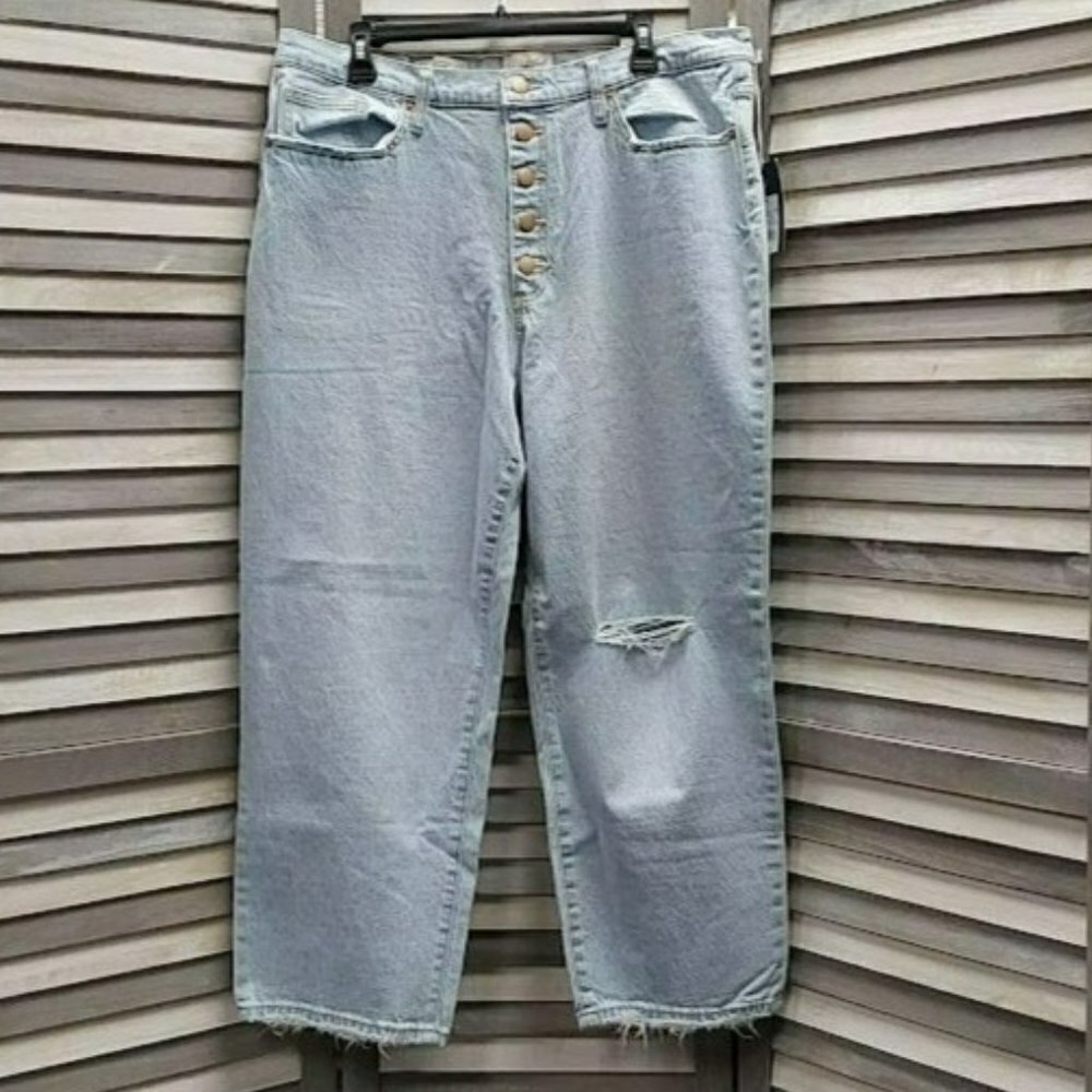 Vintage Straight Light Wash Denim Jeans | Universal Thread  | 18